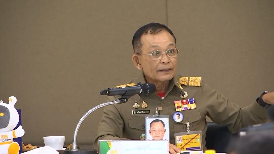 องคมนตรี ตรวจเยี่ยมให้กำลังใจผู้ปฏิบัติงาน สถานีวิทยุโทรทัศน์การศึกษาทางไกลผ่านดาวเทียม อำเภอหัวหิน จังหวัดประจวบคีรีขันธ์