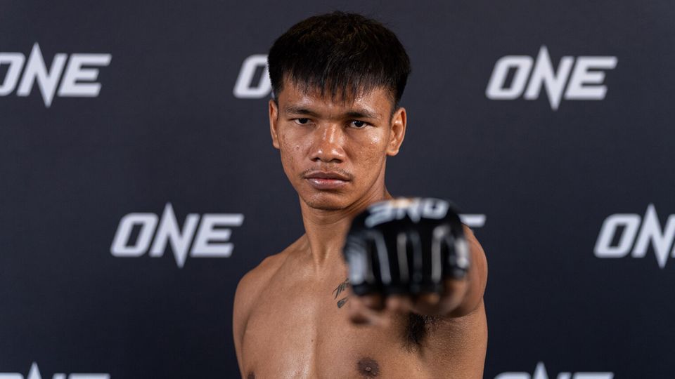 ONE Championship : ชาโด้ สิงห์มาวิน มั่นใจใช้ลูกหนักทุบ นิโค คาร์ริลโล