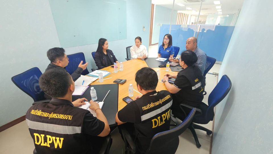 สำนักงานประกันสังคมแสดงความห่วงใยลูกจ้างที่บาดเจ็บจากเหตุการณ์อุบัติเหตุในโกดัง จังหวัดจันทบุรี