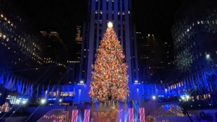 นครนิวยอร์ก เปิดไฟต้นคริสต์มาส