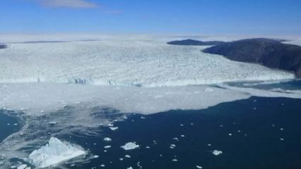 ธารน้ำแข็งละลายที่เกาะกรีนแลนด์ กลายเป็นน้ำมหาศาล