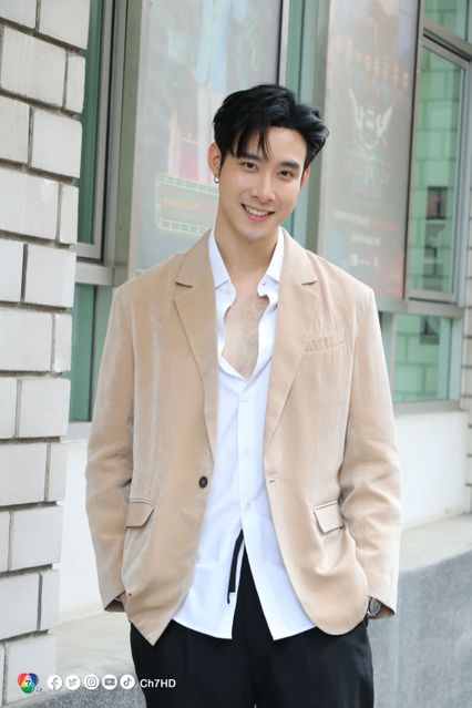 เปิดภาพบวงสรวงละคร สาวใช้ดิลิเวอรี สุดปัง ! เมฆ จุติ - แพรว เฌอมาวีร์ นำทัพนักแสดงร่วมงานพร้อมหน้า