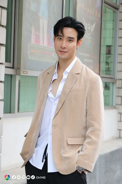 เปิดภาพบวงสรวงละคร สาวใช้ดิลิเวอรี สุดปัง ! เมฆ จุติ - แพรว เฌอมาวีร์ นำทัพนักแสดงร่วมงานพร้อมหน้า