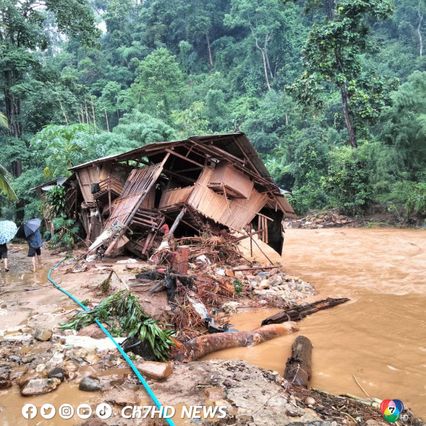 น้ำป่าไหลหลาก บ้านเรือนของผู้หนีภัยการสู้รบ ที่ อ.สบเมย จ.แม่ฮ่องสอน ได้รับความเสียหาย รวม 47 หลัง