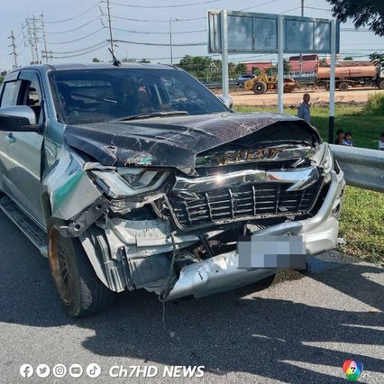 เจ้าของ Rolls-Royce ไม่เอาเรื่องกระบะชนท้ายบนมอเตอร์เวย์