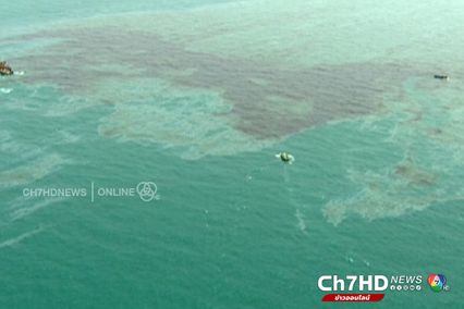 ภาพเก่าเล่าเรื่อง : 27 กรกฎาคม 2556 น้ำมันรั่วลงทะเล จากท่อรับ พีทีทีจีซี มาบตาพุด จ.ระยอง