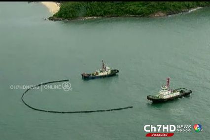 ภาพเก่าเล่าเรื่อง : 27 กรกฎาคม 2556 น้ำมันรั่วลงทะเล จากท่อรับ พีทีทีจีซี มาบตาพุด จ.ระยอง