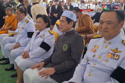 ในหลวง โปรดเกล้าฯ พระราชทานดินฝังศพ จุฬาราชมนตรี ขณะที่ชาวไทยมุสลิม ร่วมละหมาดญะนาซะห์-พิธีฝังศพ