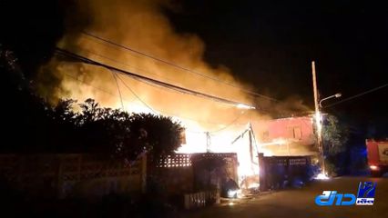 เพลิงไหม้บ้านเช่า ซ.พหลโยธิน 56 เขตสายไหม กทม. วอดทั้งหลัง คาดไฟฟ้าลัดวงจร