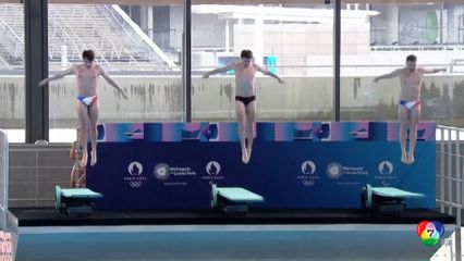 เผยภาพนักกระโดดน้ำลื่นบนสปริงบอร์ด ตกลงในน้ำ