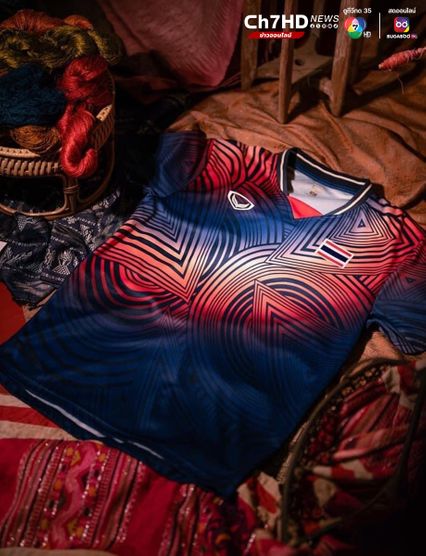 เปิดตัวชุดกีฬาโอลิมปิก 2024 ทีมชาติไทย ลายมรดกโลกบ้านเชียง จ.อุดรธานี