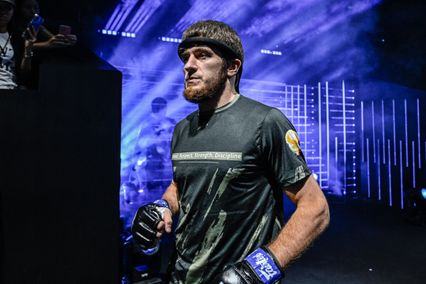 ONE ลุมพินี : อิลยาส มูซาเอฟ งัดแผนโต้กลับ ซุปเปอร์บอล วันของโอม MBK