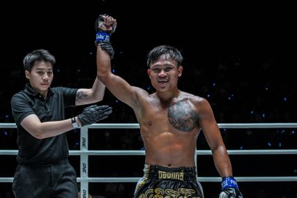 ONE ลุมพินี : ชาติพิชิต สส.ต้อยแปดริ้ว ทดสอบพลัง ขุนศึก ส.เดชะพันธ์