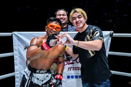 ONE ลุมพินี : “ทายาทค่ายลูกสวน” ชื่นชม “สมิงดำ” พัฒนาเร็ว พร้อมล่าความสำเร็จใน ONE