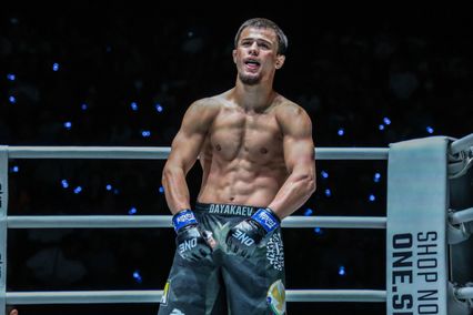 ONE ลุมพินี : อับดัลลาห์ ดายาคีเอฟ ท้าวัด ยอดไอคิว อ.พิมลศรี สานต่อไร้พ่าย