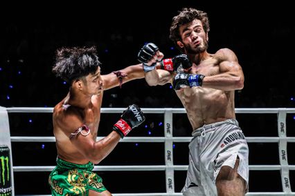 ONE ลุมพินี : ก้องชัย ไฉนดอนเมือง มั่นใจใช้ความสดบดเก๋า โชคปรีชา พีเค.แสนชัย