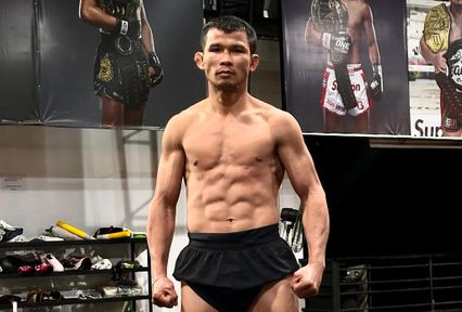ONE Championship : น้องโอ๋ ฮาม่ามวยไทย ใช้ลูกเก๋าดับฮอตตัวท็อปแรงกิง ก้องธรณี ส.สมหมาย
