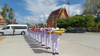 พระบาทสมเด็จพระเจ้าอยู่หัว ทรงพระกรุณาโปรดเกล้าโปรดกระหม่อมพระราชทานน้ำหลวงอาบศพ พระราชทานพวงมาลา และพระราชทานเพลิงศพ ร้อยโท ภูวิวัฒน์ คำสง ที่เสียชีวิตจากการปฏิบัติหน้าที่ ในพื้นที่จังหวัดยะลา