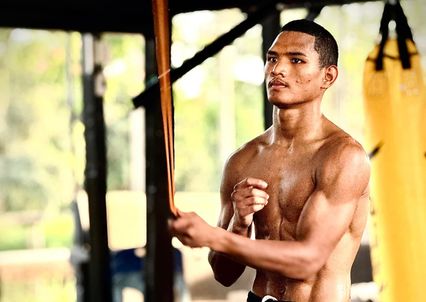 ONE ลุมพินี : แสงอาทิตย์ ลูกทรายกองดิน ได้ รถถัง จิตรเมืองนนท์ ลับเขี้ยวเล็บ ศึก ONE ลุมพินี 100