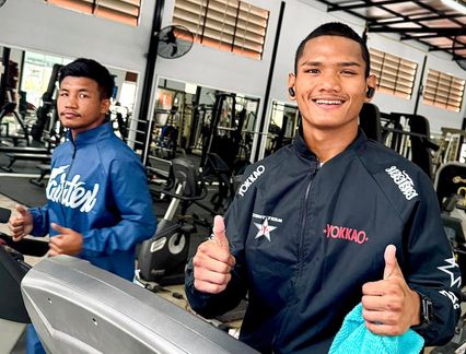 ONE ลุมพินี : แสงอาทิตย์ ลูกทรายกองดิน ได้ รถถัง จิตรเมืองนนท์ ลับเขี้ยวเล็บ ศึก ONE ลุมพินี 100