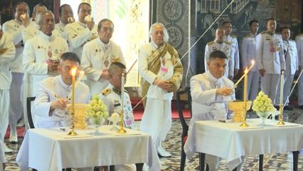 พระบาทสมเด็จพระเจ้าอยู่หัว ทรงพระกรุณาโปรดเกล้าโปรดกระหม่อมให้ องคมนตรี เป็นผู้แทนพระองค์ ไปในการพระราชพิธีจารึกหิรัญบัฏ พระราชาคณะเจ้าคณะรอง