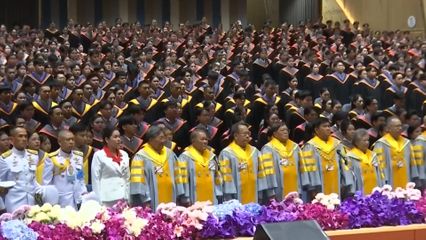 สมเด็จพระกนิษฐาธิราช กรมสมเด็จพระเทพรัตนราชสุดา ฯ สยามบรมราชกุมารี เสด็จพระราชดำเนินแทนพระองค์ไปในการพระราชทานปริญญาบัตร แก่ผู้สำเร็จการศึกษาจากมหาวิทยาลัยบูรพา เป็นวันที่สอง