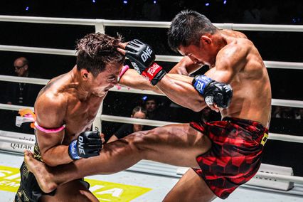 ONE ลุมพินี : ลำน้ำมูลเล็ก ทีเด็ด99 เผย "สมรักษ์" ช่วยติวเพลงหมัดรับมือ ก้องศึก แฟร์เท็ก