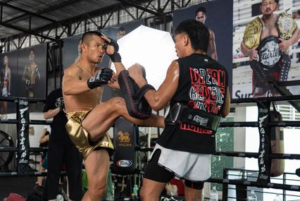 ONE Championship :น้องโอ๋ ฮาม่ามวยไทย โชว์ฟิตก่อนไฟต์ล้างตา ก้องธรณี ส.สมหมาย