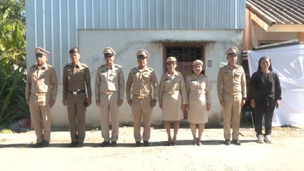 พระบาทสมเด็จพระเจ้าอยู่หัว พระราชทานตะกร้าสิ่งของไปมอบแก่ญาติของ สิบตำรวจโท ภคพงศ์ สุวรรณชะนะ ซึ่งได้รับบาดเจ็บ และเสียชีวิตจากเหตุการณ์ความไม่สงบที่จังหวัดนราธิวาส