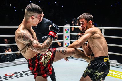 ONE ลุมพินี : คัมภีร์เทวดา สิทธิกุล ท้าวัดเดือด อาเลสสิโอ มาลาเทสตา ศึก ONE ลุมพินี 109