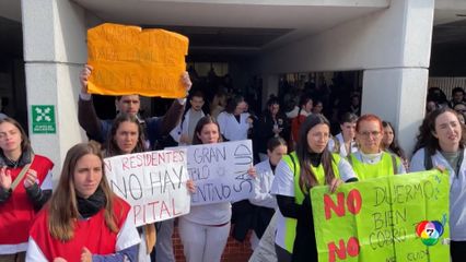 แพทย์อาร์เจนตินาประท้วง งานหนัก เงินเดือนน้อย