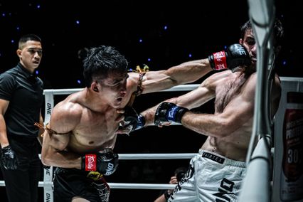 ONE ลุมพินี : วรพล ลูกเจ้าพ่อโรงต้ม ขยี้วงในสยบหมัดรัสเซีย อิลยาส มูซาเอฟ ในศึก ONE ลุมพินี 110