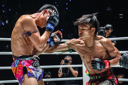 ONE ลุมพินี : สิงห์โดมทอง นกยีนส์ลาดกระบัง ลุยล่าชัย ดวลเดือด อับดาลลาห์ ออนดาช คู่เอกศึก ONE ลุมพินี 112