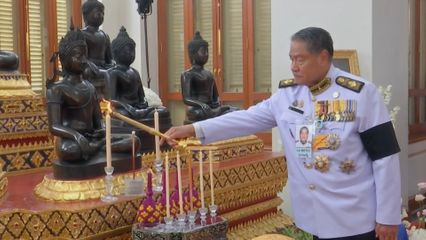 นายพลากร สุวรรณรัฐ องคมนตรี เป็นผู้แทนพระองค์ ไปในการบำเพ็ญพระราชกุศล 100 วัน พระราชทานศพ นายธานินทร์ กรัยวิเชียร อดีตนายกรัฐมนตรี และอดีตองคมนตรี