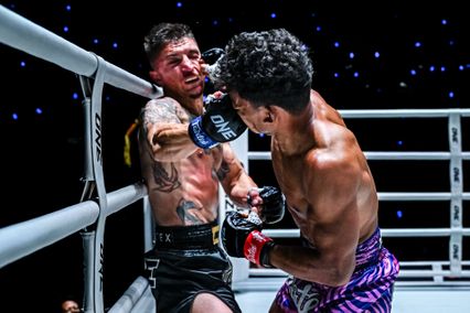 ONE ลุมพินี : เพชรสุขุมวิท บอยบางนา กู้ชื่อถล่ม ซิลวิอู วิเตซ ในศึก ONE ลุมพินี 111