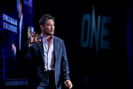 ONE Championship : "บิ๊กปลาย" เผย ONE หนุนเศรษฐกิจไทย 1.6 หมื่นล้าน ย้ำเป็นยูนิคอร์นสายสปอร์ตเอนเตอร์เทนเมนต์รายแรกของไทย