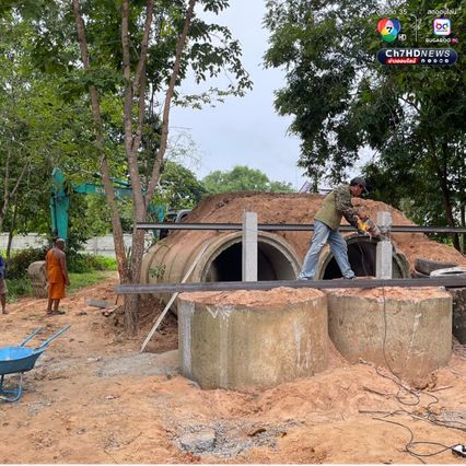 พระสงฆ์เร่งทำบังเกอร์ พร้อมรับสถานการณ์ชายแดน