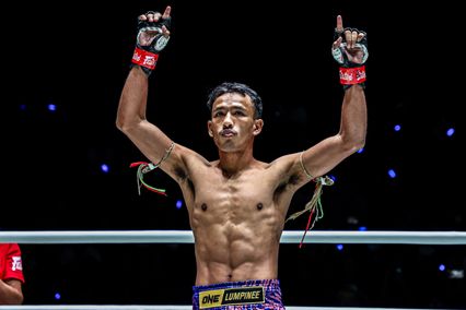 ONE ลุมพินี : มันสุดใจ 5 นักสู้ฟอร์มดุ ฟันโบนัสเข้าบัญชีรวม 1.75 ล้านบาท ศึก ONE ลุมพินี 112