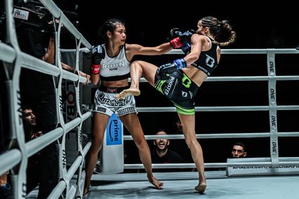 ONE Championship : แอนนา ซุปเปอร์เกิร์ล หวนกู้ศรัทธา ดวล เทโอโดรา คิริโลวา ศึก ONE Fight Night 34