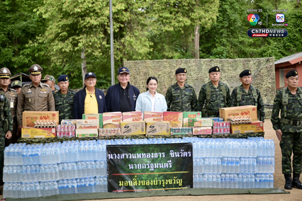 นายกฯ เดินทางไปที่ฐานปฏิบัติการมรกต แม่ทัพภาคที่ 2 นำชม - ทักทายให้กำลังใจกำลังพล