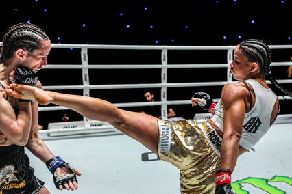ONE Championship : อัลลิเซีย เฮลเลน รอดริเกส ป้องบัลลังก์ครั้งที่ 4 ปะทะ โยฮันนา แพร์ชอน น้องใหม่ดีกรีแชมป์ ศึก ONE Fight Night 33