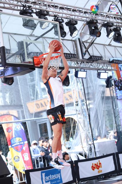 ภาพ SLAM DUNK CONTEST การแข่งขันบาสเกตบอล 3x3 นักเรียนชาย แชมป์กีฬา 7HD 2025