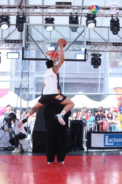 ภาพ SLAM DUNK CONTEST การแข่งขันบาสเกตบอล 3x3 นักเรียนชาย แชมป์กีฬา 7HD 2025