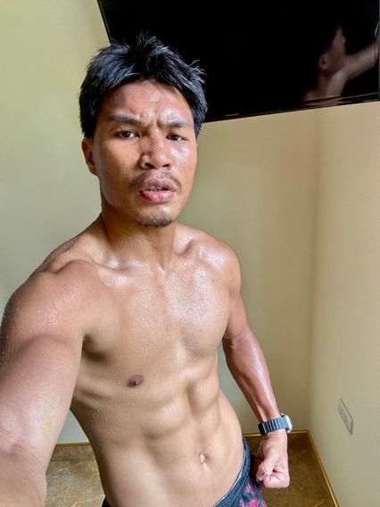 ONE ลุมพินี : ปตท. อภิชาติฟาร์ม โต้คอมเมนต์ลงแต่คลิปขายฮา ยันฟิตเข้มพร้อมเปิดตัว ONE ลุมพินี