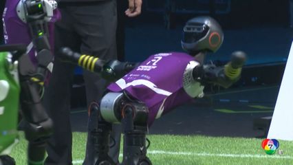 แข่งขันฟุตบอลหุ่นยนต์ AI แบบ 3x3 ครั้งแรกของจีน