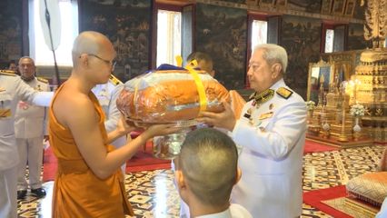ประธานองคมนตรี เป็นผู้แทนพระองค์ไปในการทรงบำเพ็ญพระราชกุศลอุปสมบทนาคหลวง