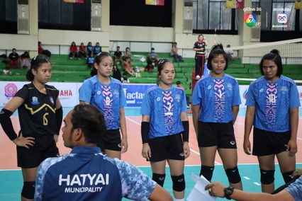 ประมวลภาพ วอลเลย์บอล แชมป์กีฬา 7HD 2025 : เทศบาล 1 (เอ็งเสียงสามัคคี) 3-0 เทศบาล 3 “เทศบาลอนุสรณ์”