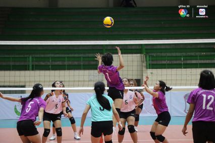 ประมวลภาพ วอลเลย์บอล แชมป์กีฬา 7HD 2025 : กีฬาเทศบาลเมืองร้อยเอ็ด 3-0 กาญจนาภิเษกวิทยาลัย สุพรรณบุรี
