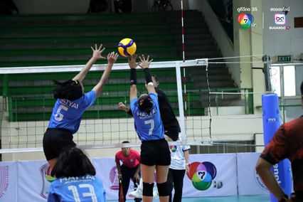 ประมวลภาพ วอลเลย์บอล แชมป์กีฬา 7HD 2025 : เทศบาล 1 (เอ็งเสียงสามัคคี) 0-3 บดินทรเดชา (สิงห์ สิงหเสนี)