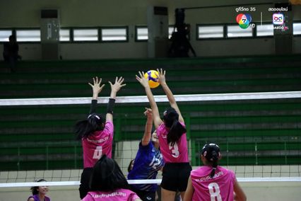 ประมวลภาพ วอลเลย์บอล แชมป์กีฬา 7HD 2025 : เทศบาล 3 วัดไชนาวาส 3-0 กาญจนาภิเษกวิทยาลัย กระบี่